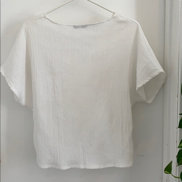 3/$20 White Zara twist top - Picture 5 of 5